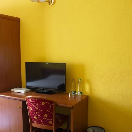 Essenza מלון Verrès